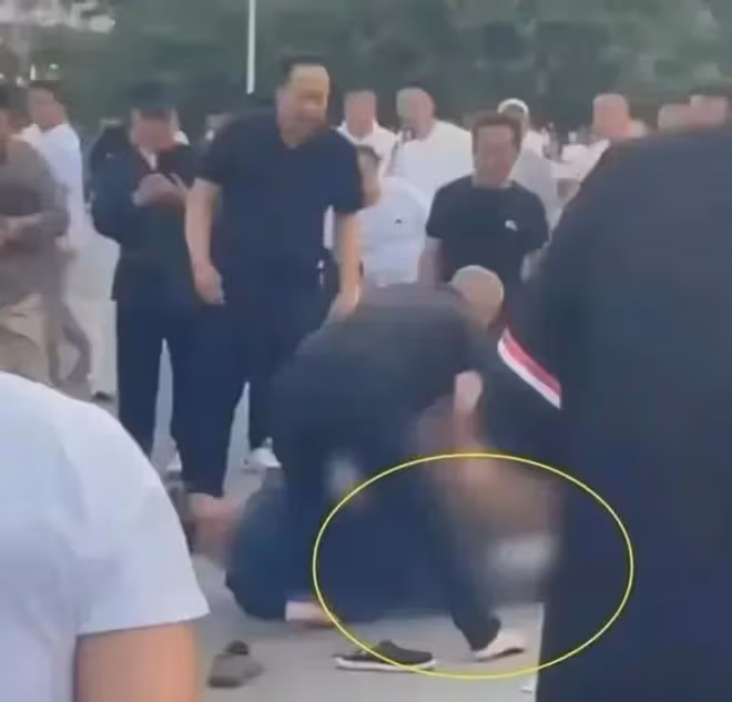 又一位網紅遇害!跳廣場舞時被男子持刀捅殺身亡,兇手理由太荒謬