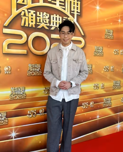 談情12年仍不結婚!TVB男星小14歲女友大曬靚照!被贊張曼玉與新垣結衣結合體