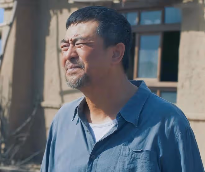 央八打出《沸騰的群山》,僅播2集收視率第一,選角非常成功