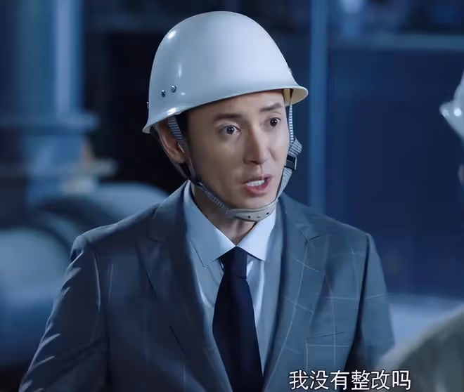 央八打出《沸騰的群山》，僅播2集收視率第一，選角非常成功