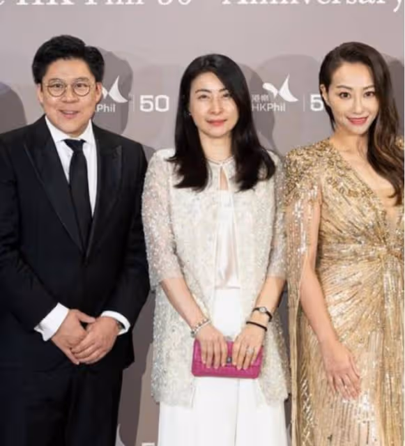 港樂50周年晚宴:郭晶晶霍啟剛夫婦出席,何超盈博士也在現場