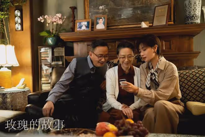 《玫瑰的故事》方協文被全網群嘲,撕開了貧富差距的血淋淋真面目