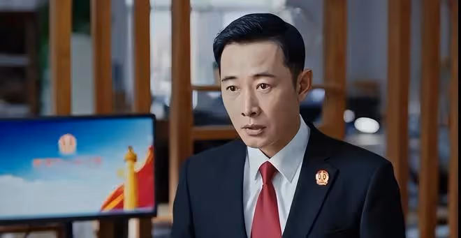 《執行法官》!楚雲是如何當上執行二庭庭長的,太出戲了吧?