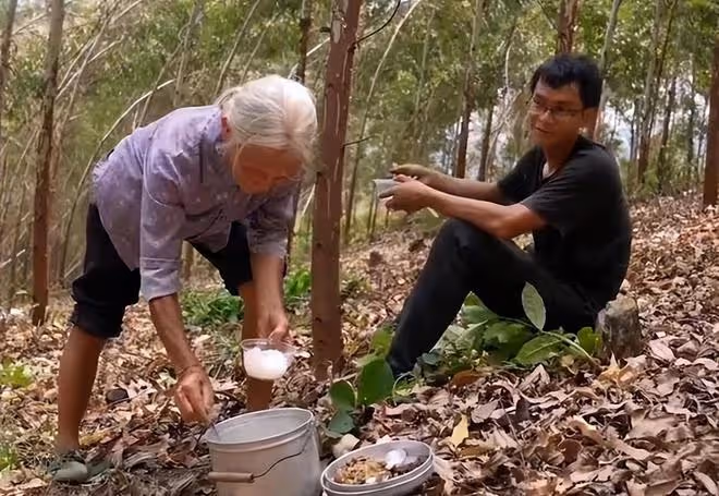 唐尚珺志願填寫完畢,選了十多個師範大學,接下來準備打工賺學費