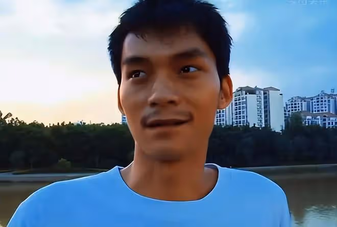 唐尚珺志願填寫完畢,選了十多個師範大學,接下來準備打工賺學費