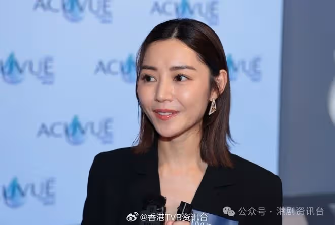 衛詩雅宣布結婚後首現身!明年初搞婚禮讚准老公有驚喜