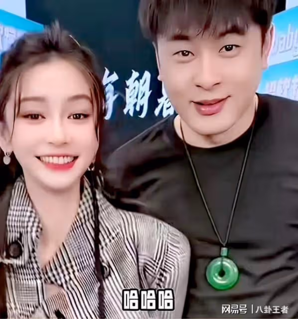 離開黃曉明啥也不是!baby又走野路子!跟辛巴直播帶貨遭眾人起鬨