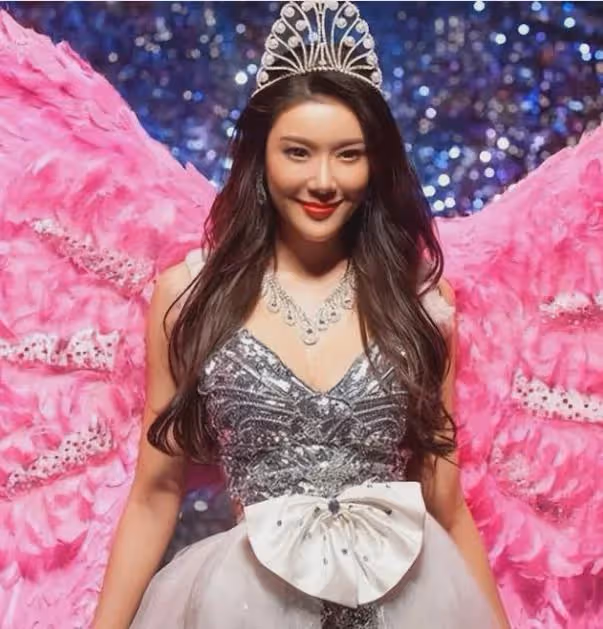 李澤楷為她意亂情迷，林丹為她不顧家庭，她的魔力究竟在哪？
