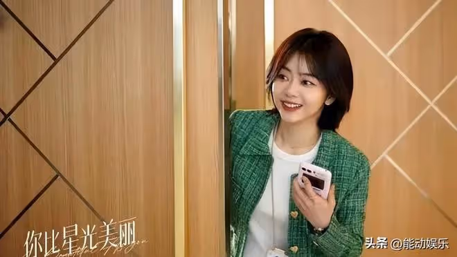 《你比星光美麗》差評:人行道騎自行車, 除了編劇誰會這麼沒素質