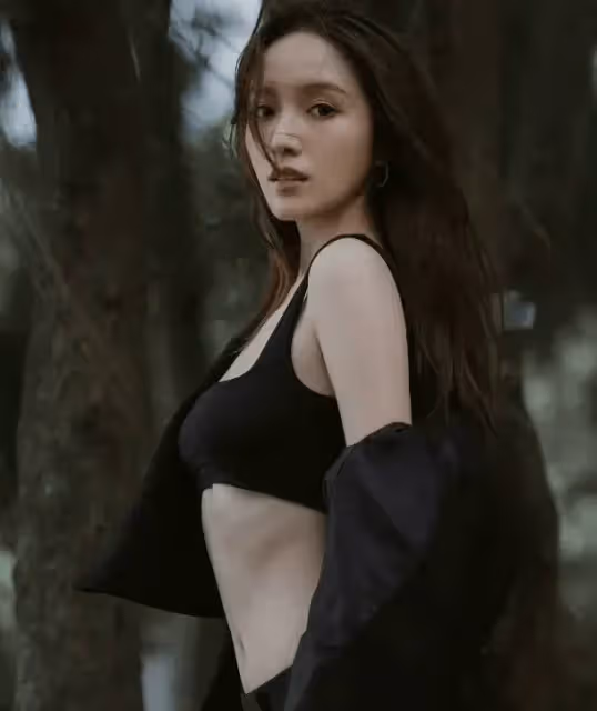 TVB甜美小花鄺潔楹罕曬性感照!新劇台灣取景,自曝期待熒幕初吻