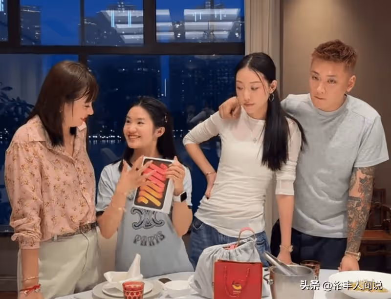 網紅李勒優生日黃浦江邊慶祝!已實現跨階級,哥哥崔晉暖心告白