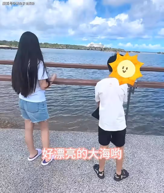 汪小菲帶兒女去日本度假,玥兒長發及腰成翻版大S,張蘭小梅都去了