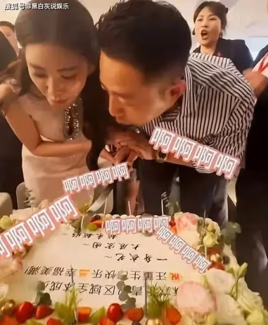 汪小菲帶兒女去日本度假,玥兒長發及腰成翻版大S,張蘭小梅都去了