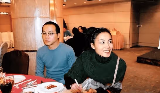竇唯說王菲跟他的婚姻是場陰謀：她要麼在打牌，要麼在唱歌，根本找不到人