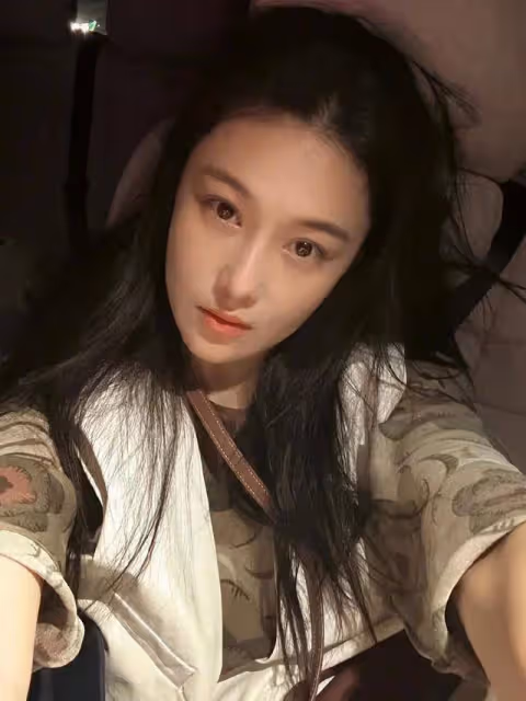 張馨予和媽媽開啟自駕游，從廣州先去西安再去蘭州，生活讓人羨慕