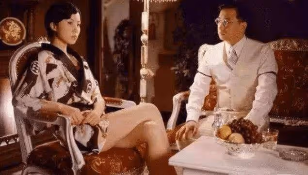 孫莉被黃磊追到手的時候才17歲,看了舊照後,才知道黃磊有多幸福