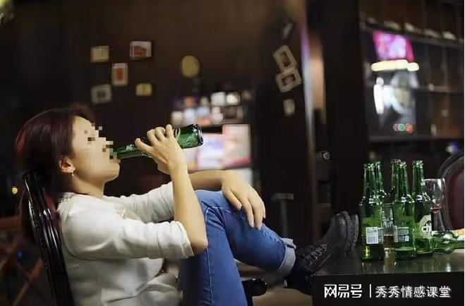 結婚前夜,新娘跟一群男閨蜜嗨到凌晨,次日起床發現婚車婚禮取消