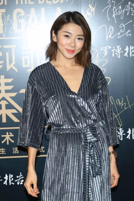 鄭凱前女友程曉玥雖然個子矮，但穿衣挺有氣場，生圖下顏值也抗打