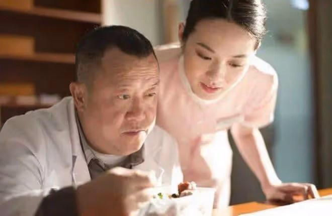 TVB女星新劇亮相,網友直呼比女主更搶鏡!與曾志偉拍肉搏後上位?