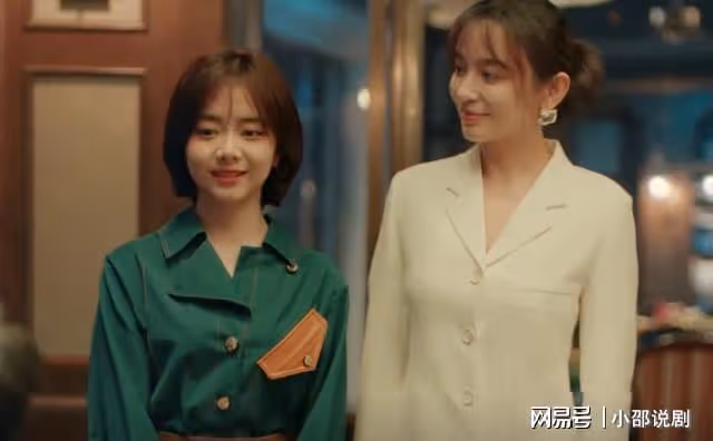 你比星光美麗:韓廷被曾荻下藥,直接撲倒紀星,結局生倆娃太甜蜜