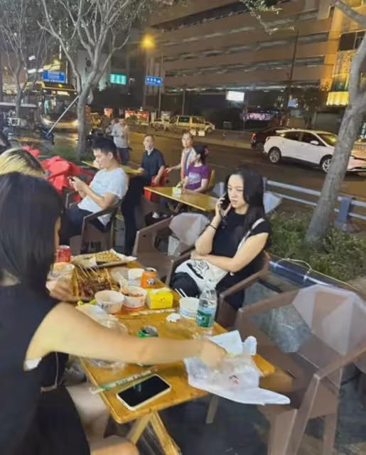 45歲湯唯:結婚10年,已分居不離婚,獨自帶娃種地,讓人羨慕