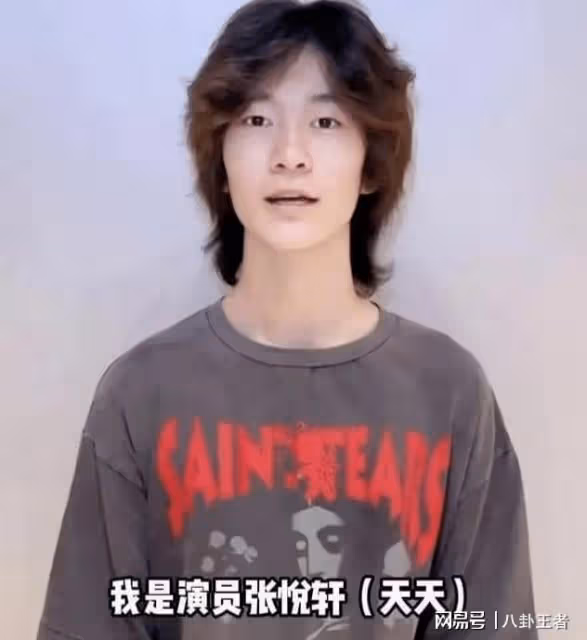 張亮兒子身高有望破2米!16歲天天近1米9,和爸爸一模一樣太成熟