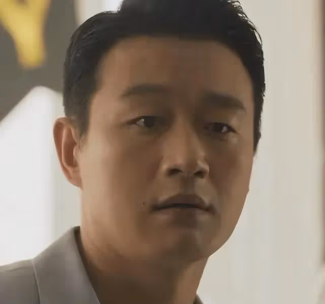 玫瑰故事:送100元手鍊的周士輝,被關芝芝捧成寶,暴露他的內涵
