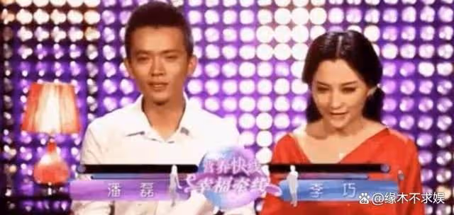 森林北母女和朋友聚餐，為保持身材一口沒吃，8歲女兒首次露面！