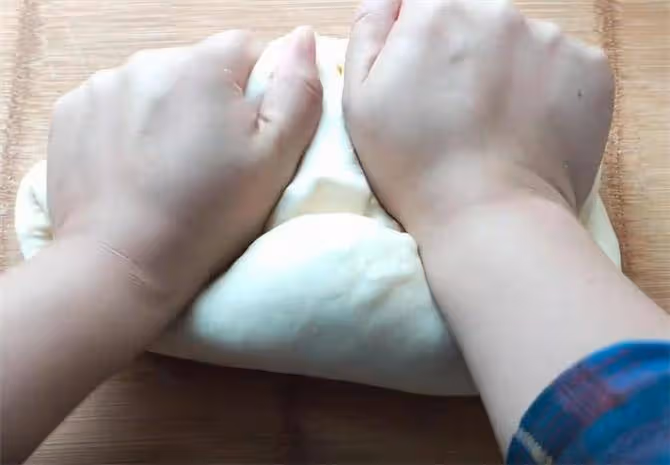 烤麵包時記住這3點,麵包柔軟拉絲,15分鐘快速出膜,不幹不硬