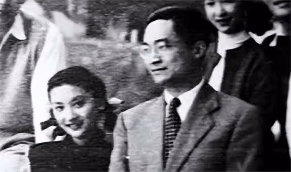 23年相濡以沫敗給23歲的小三,兒子自殺後,她讓小三付出代價