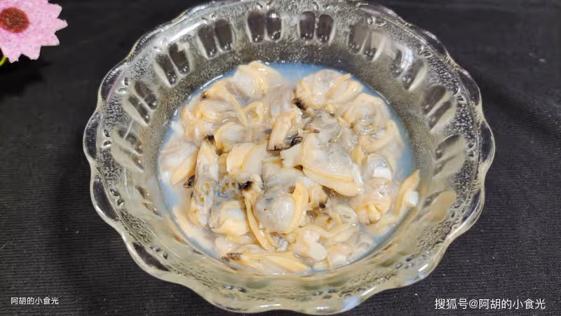 夏天特饞這道菜，湯汁多好下飯！三種菜燉出一鍋鮮，便宜好做，一口喚醒好食慾