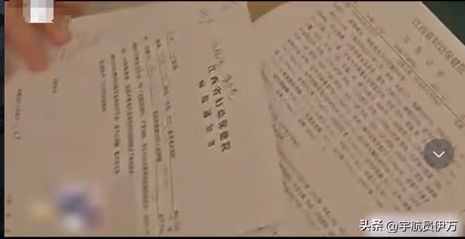 江西女子10年生8女致不能生育,卻因沒兒子被婆家趕走,她後悔嗎