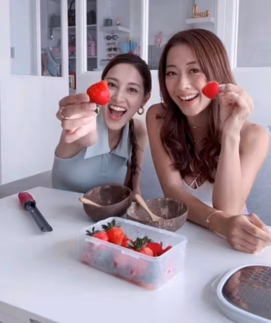 生活滋潤!前港姐龐卓欣曬巴厘島旅遊美照,身穿小背心秀傲人身材
