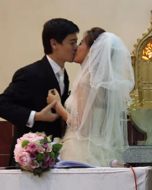 TVB前花旦帶女兒出遊,大女兒患罕見病曾被斷言活不過兩歲,老公是胡杏兒前男友
