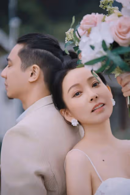 恭喜!香港知名女星宣布生女兒,曾是御用「晶女郎」,經歷坎坷,因大尺度演出而上位
