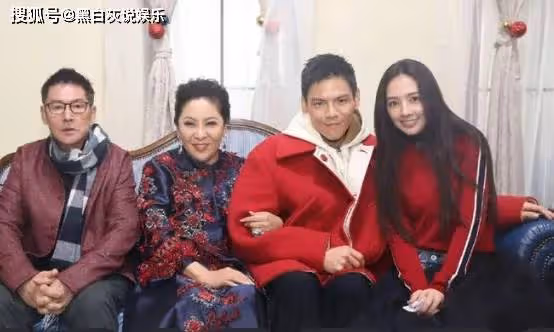郭碧婷被浪姐隊友背刺划水,向佐發文霸氣護妻,變身寵妻狂魔