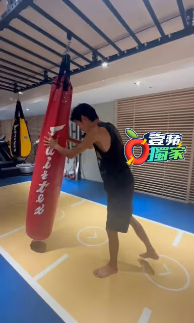 獨家｜唐治平找到新工作！訪愛爾麗常如山切磋拳術　獲聘當「泰拳教練」