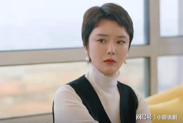 你比星光美麗:韓廷隱瞞家世曝光,紀星遭韓苑綁架威脅,曾狄出手