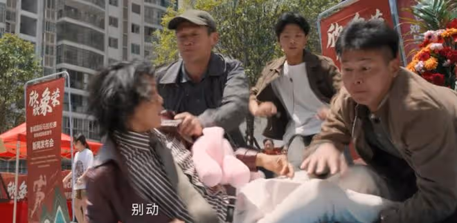 王志文新劇《消失的大象》開播,我要說:懸疑劇就該這麼拍