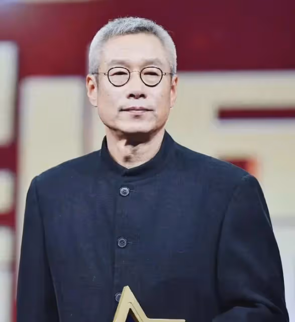 演員劉佩琦:娶小4歲的妻子孟天嬌,沒有婚禮,晚年生活還好嗎?