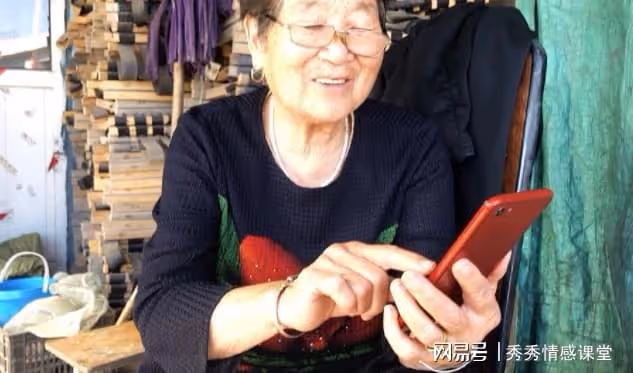 妻子出差，岳母來家裡幫我做飯，一個舉動令我感到十分尷尬