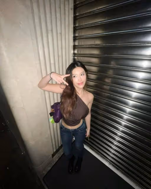TVB咪神大曬鎖骨和蛇腰!緊身上衣藏不住!曾自爆魔鬼身材秘訣