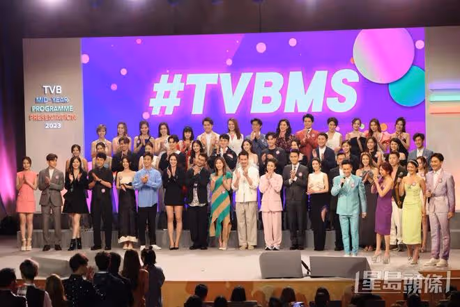 TVB上位花旦宣布再出書做才女!緋聞男友黃宗澤都稱:高攀不起