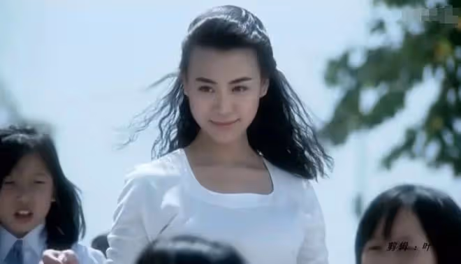 性感香港女星再向前男友示愛!大曬甜美合照!稱分手24年還沒放下!