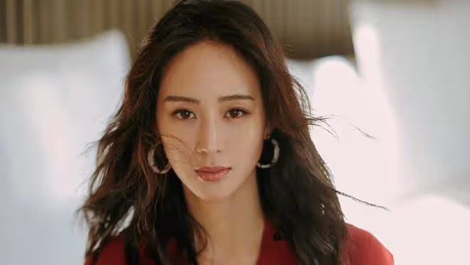 張鈞甯強硬回應催婚,捍衛女性獨立精神,婚姻非衡量價值唯一尺度