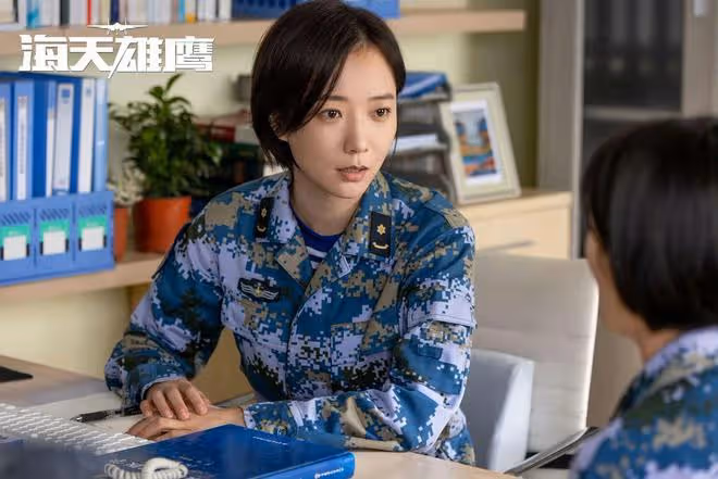 海天雄鷹:秦大地基因突變劇情到底多離譜!殲15起降成功大圓滿