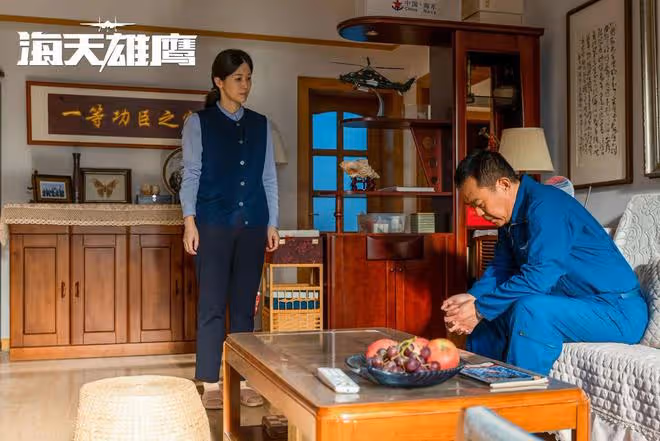 海天雄鷹:秦大地基因突變劇情到底多離譜!殲15起降成功大圓滿