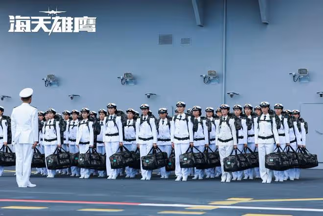 海天雄鷹:秦大地基因突變劇情到底多離譜!殲15起降成功大圓滿