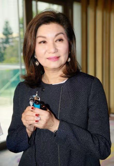 65歲TVB高層生日,百位港星參加排場大,曾是「山頭一姐」