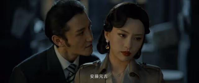 《孤城迷戰》：黎少堂發現美男計最有用